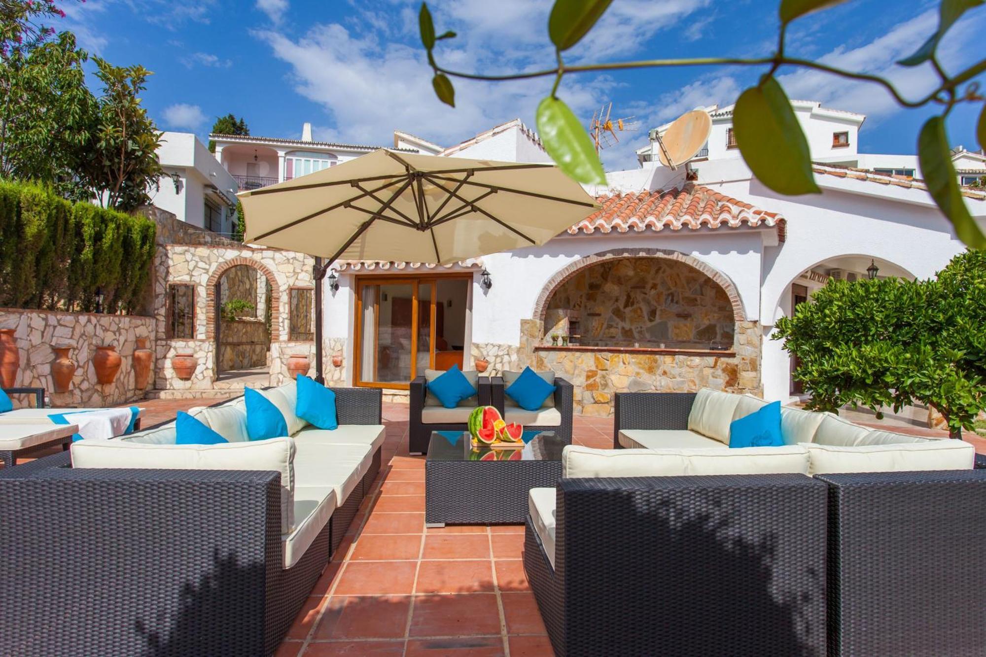 Summer Offers! Fabulous Luxury Villa Near The Beach Sleeps 8 Benalmádena Dış mekan fotoğraf