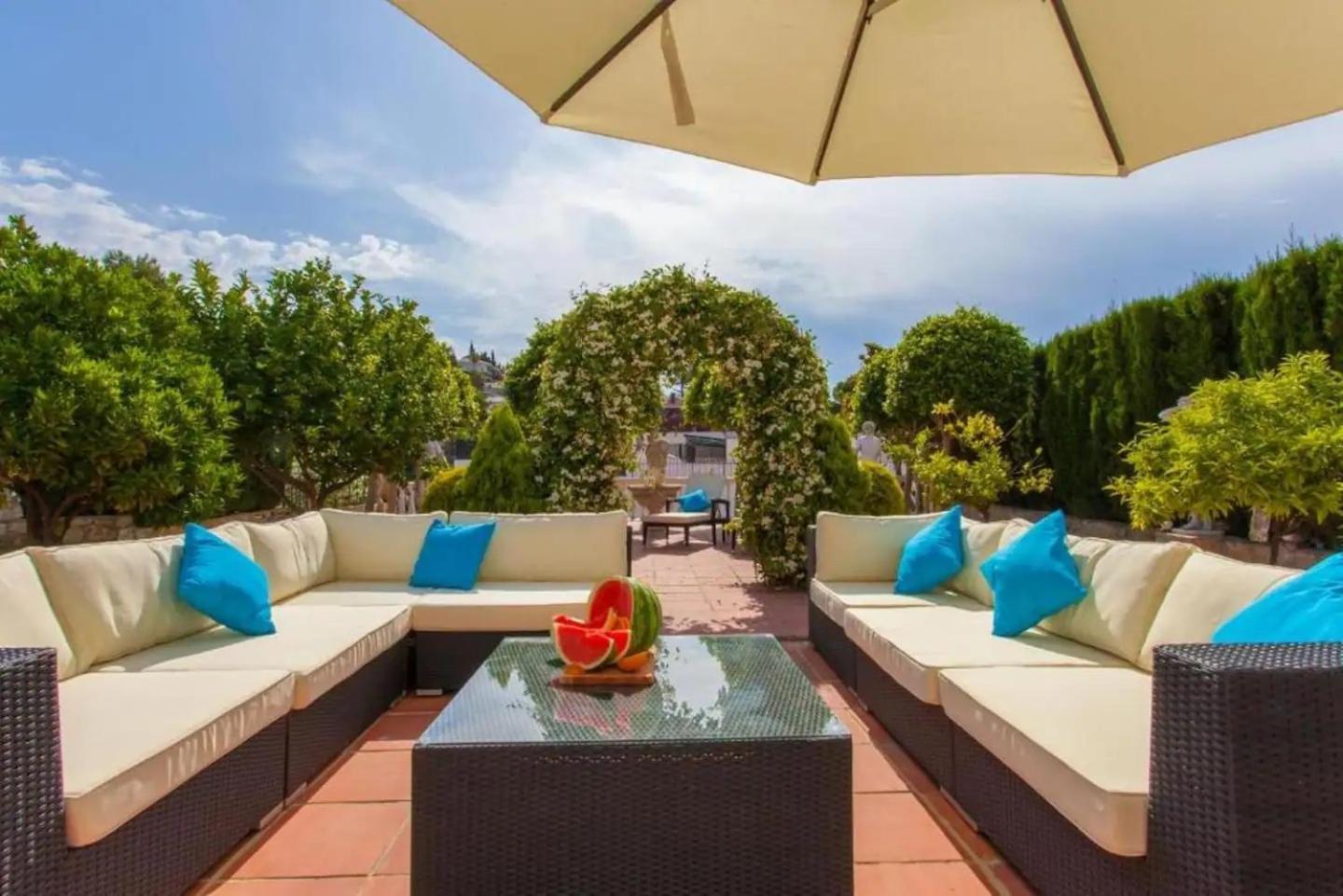 Summer Offers! Fabulous Luxury Villa Near The Beach Sleeps 8 Benalmádena Dış mekan fotoğraf