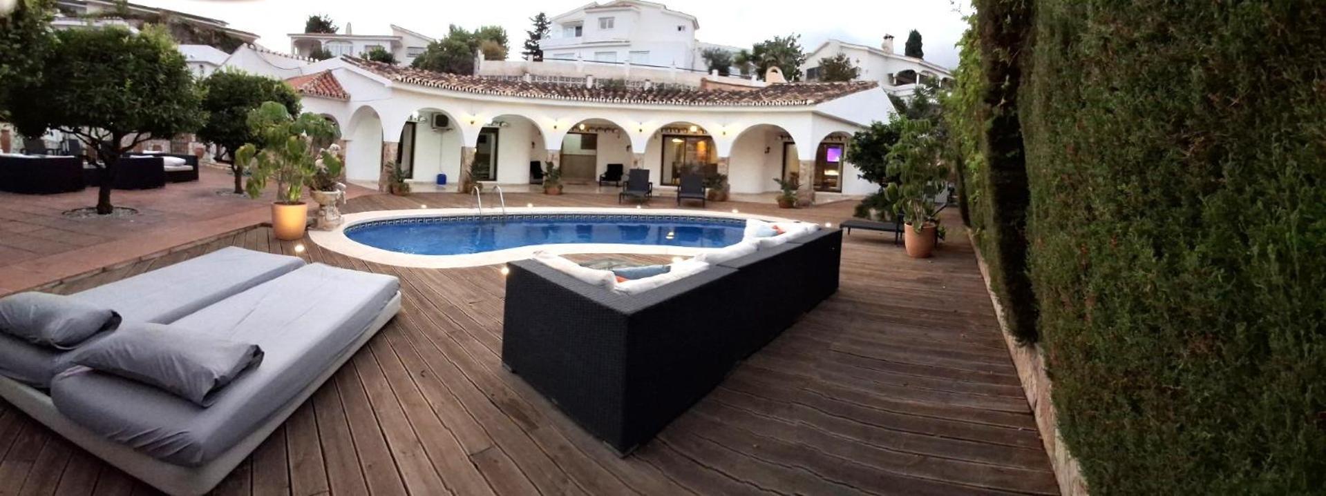 Summer Offers! Fabulous Luxury Villa Near The Beach Sleeps 8 Benalmádena Dış mekan fotoğraf