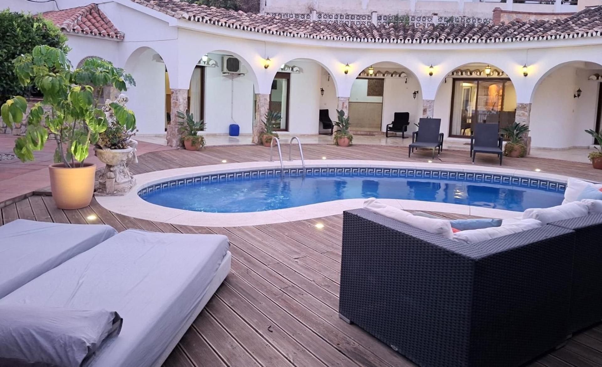 Summer Offers! Fabulous Luxury Villa Near The Beach Sleeps 8 Benalmádena Dış mekan fotoğraf