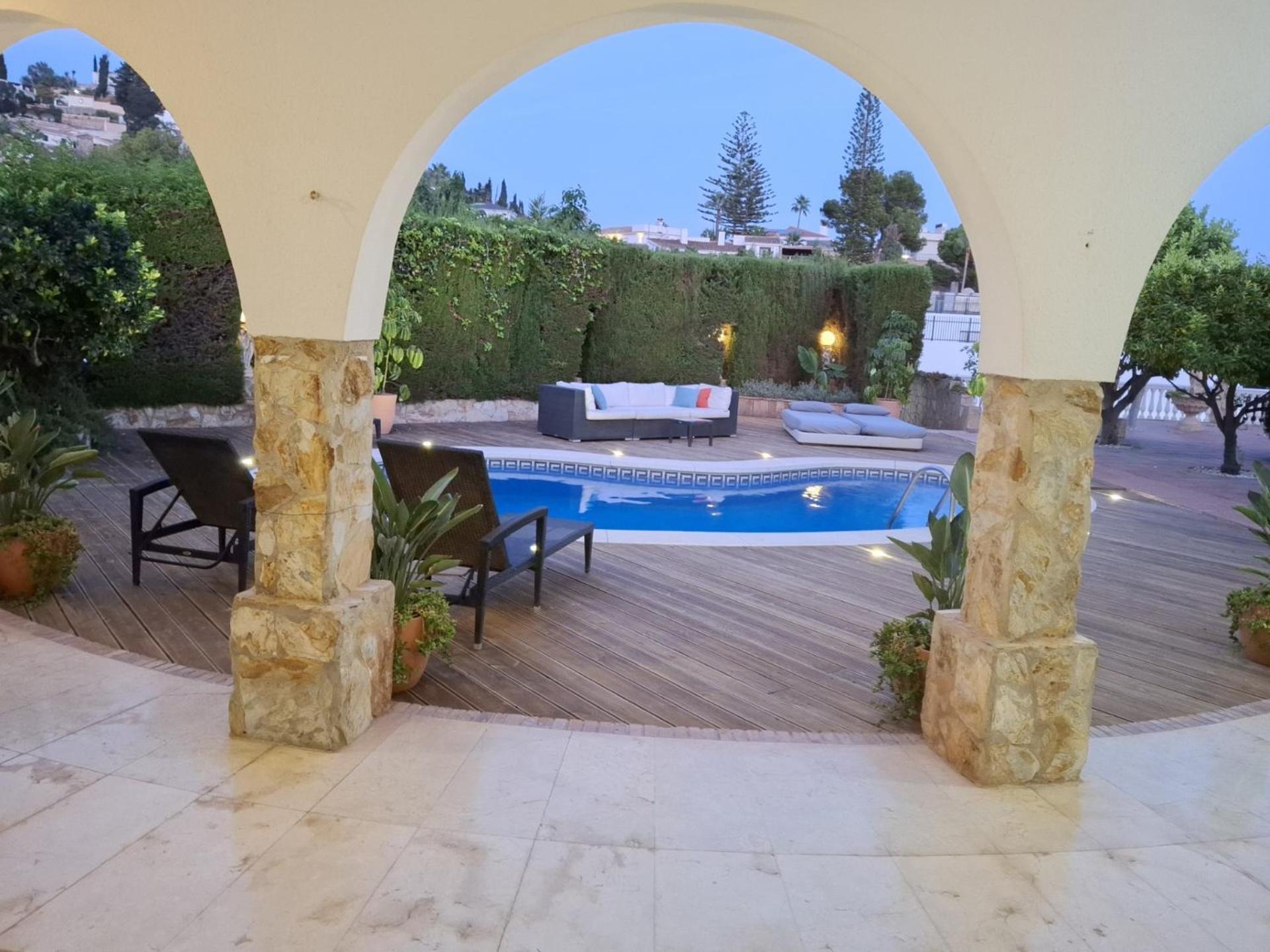 Summer Offers! Fabulous Luxury Villa Near The Beach Sleeps 8 Benalmádena Dış mekan fotoğraf